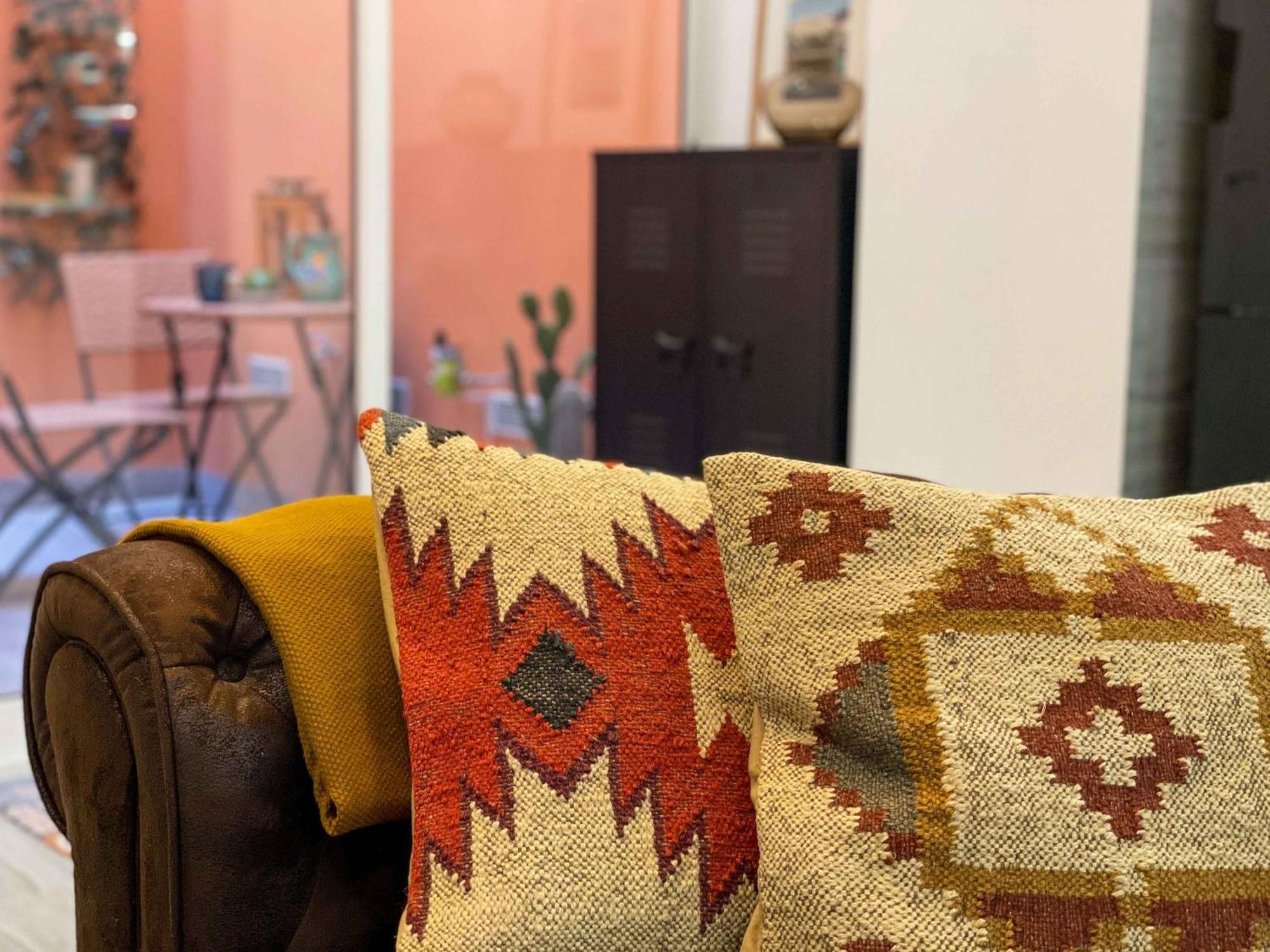 Estiloso Apartamento En El Centro De لقنت المظهر الخارجي الصورة